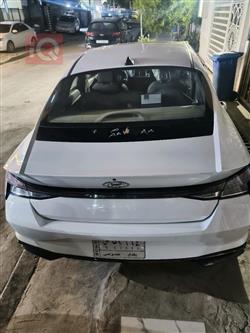 هیوندای ئەلەنترا